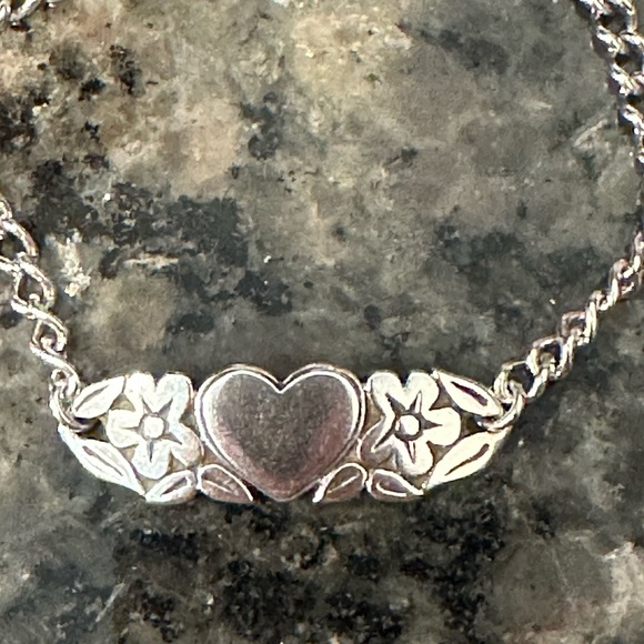 James Avery Heart and Flower Bracelet - Picture 2 of 4